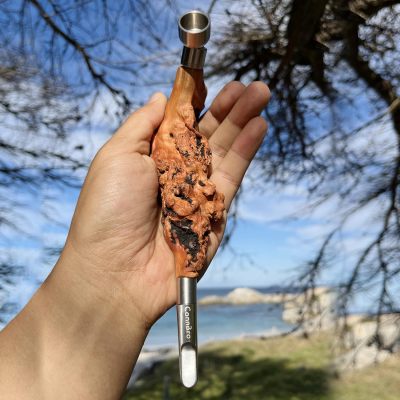 Handgefertigte Pfeife aus natürlichem Wurzelholz – Einzigartige Maserung | Retro-Stil | Langlebiges Metallmundstück