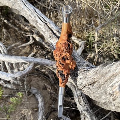 Handgefertigte Pfeife aus natürlichem Wurzelholz – Einzigartige Maserung | Retro-Stil | Langlebiges Metallmundstück