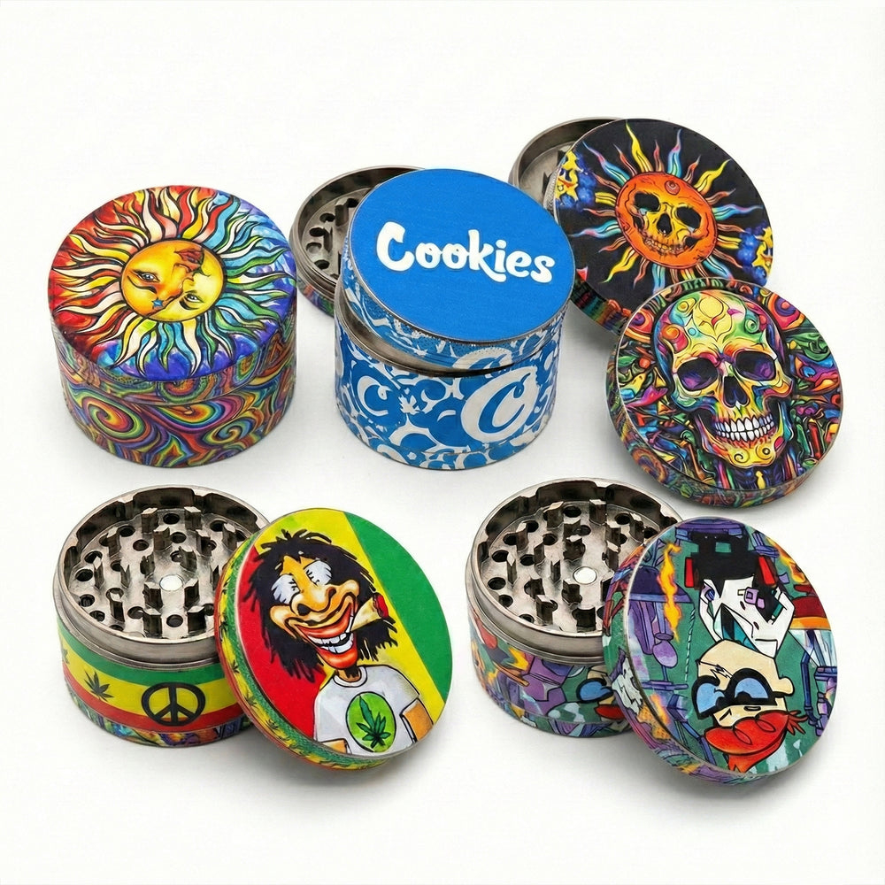 Metall-Grinder 50 mm – 4-teiliges Design, Zufälliges Motiv